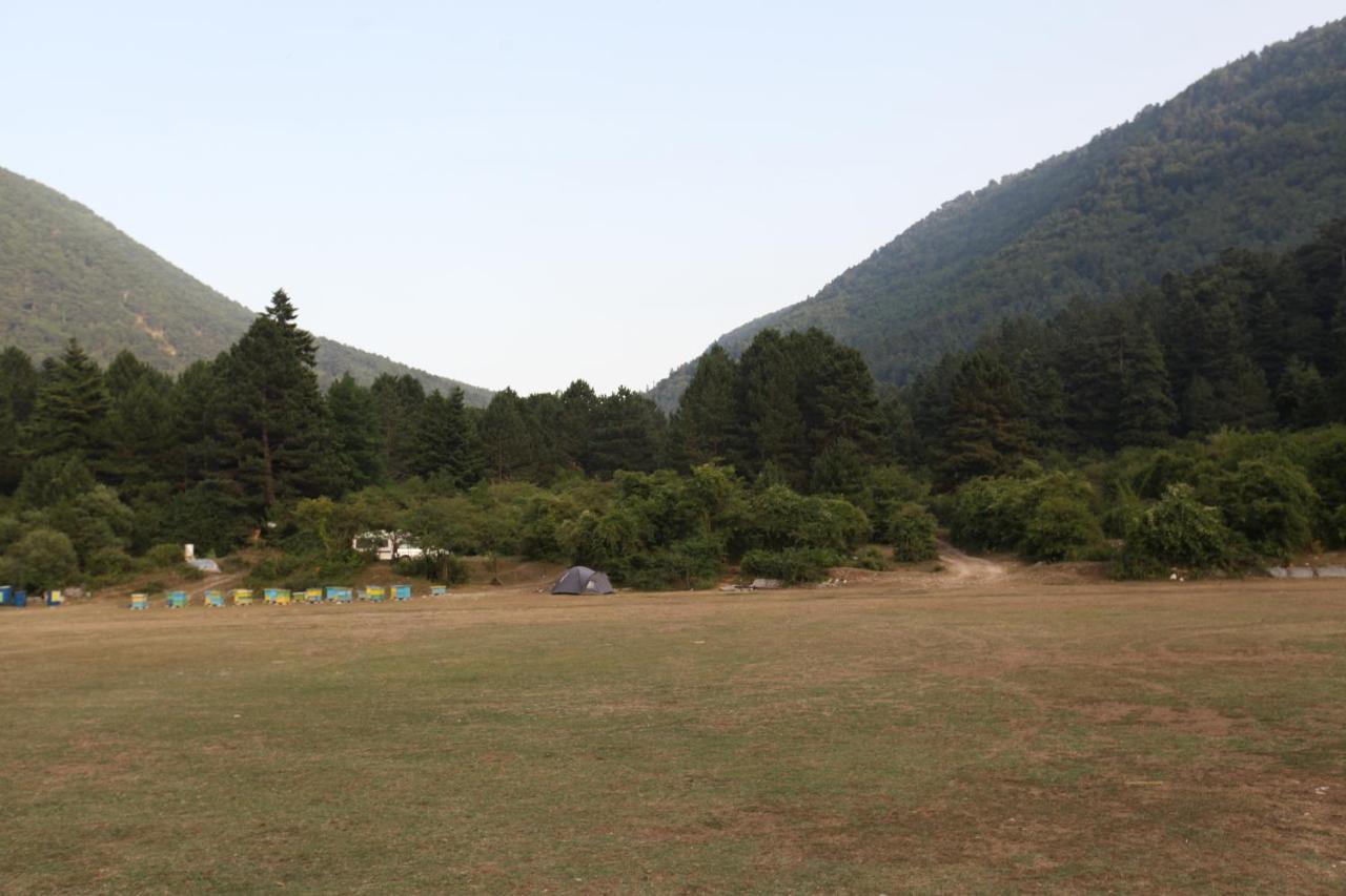 Hamiti Camping Center Dukat Ngoại thất bức ảnh