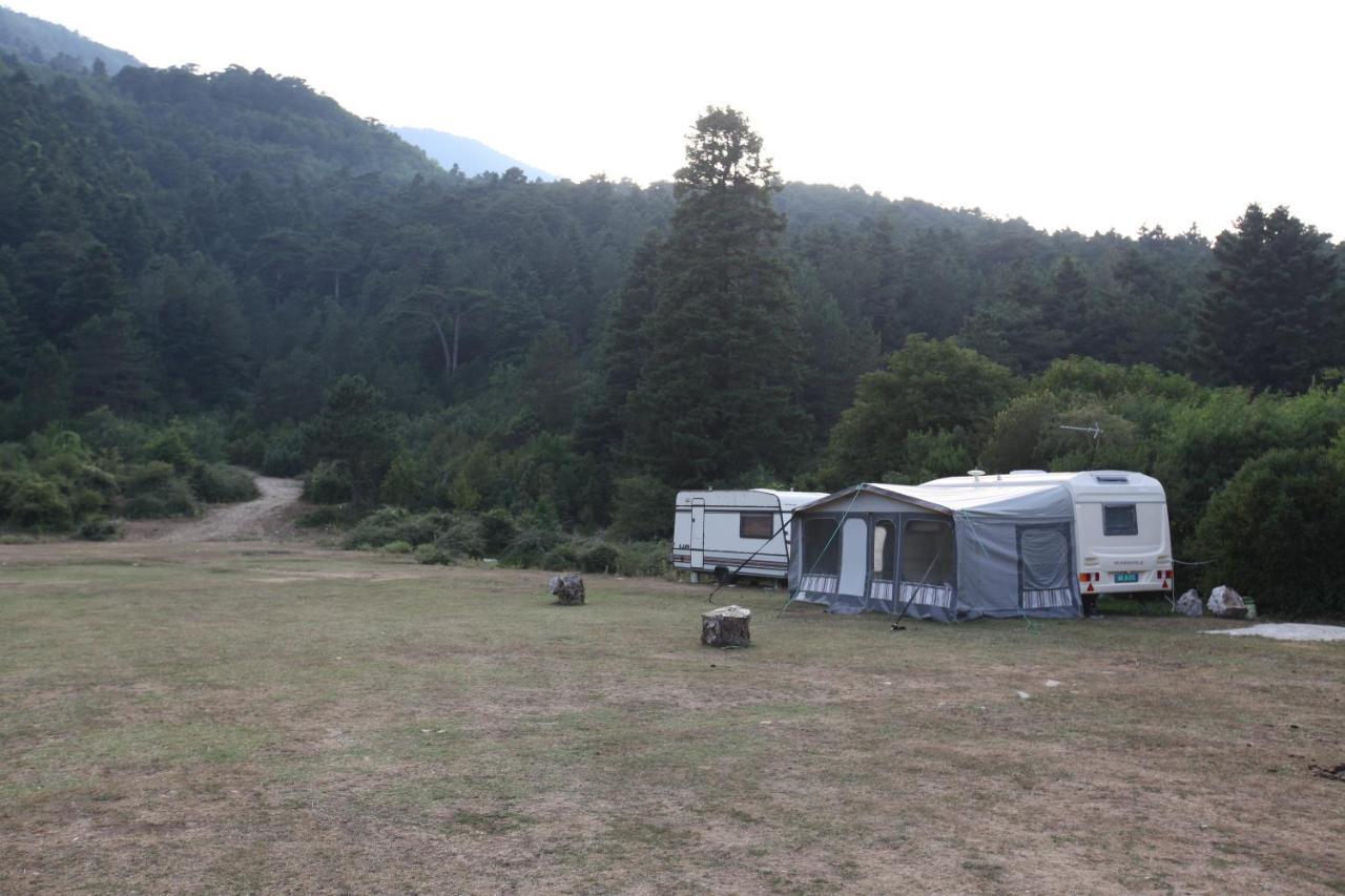 Hamiti Camping Center Dukat Ngoại thất bức ảnh