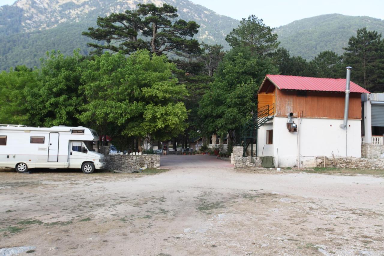 Hamiti Camping Center Dukat Ngoại thất bức ảnh